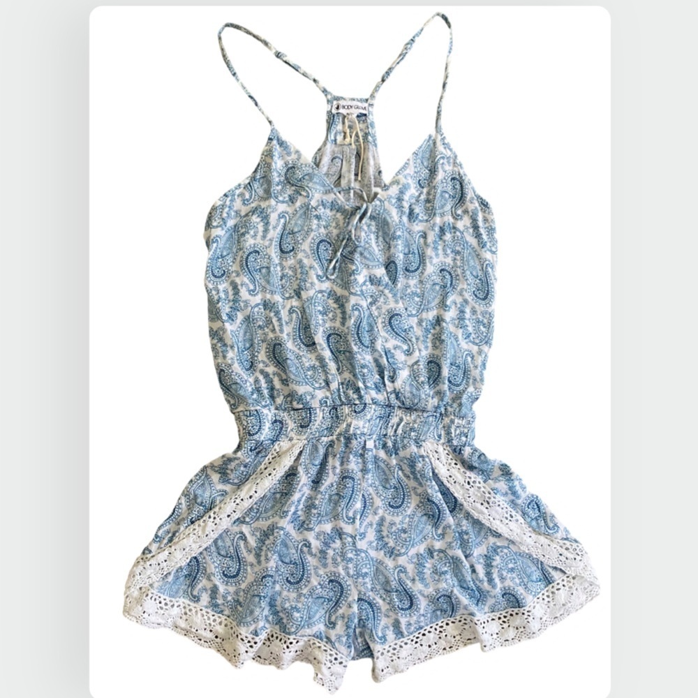 Body Glove Paisley Crochet Lace Blue & White Tank Top Shorts Romper Small - Picture 4 of 7